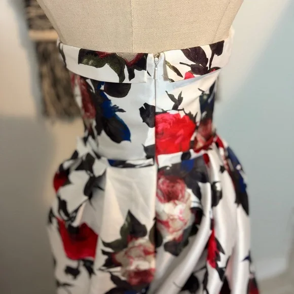 Mac Duggal Elegant White Dress - Picture 5 of 7